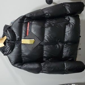 Prada Mens Light Re-Nylon Hooded Puffer Jacket Mens Size XXL LR-HX026 Authentic